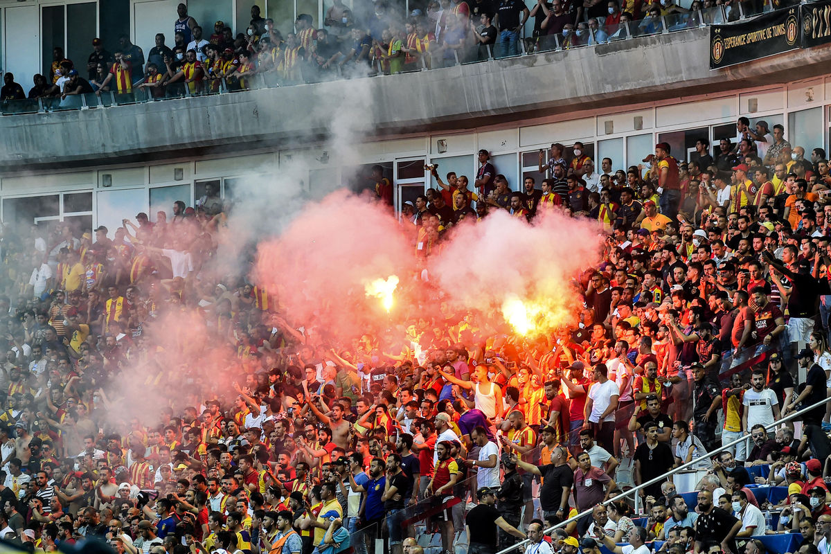 Fans Police Clash As Ahly Edge Esperance Chiefs Shock Wydad The Citizen