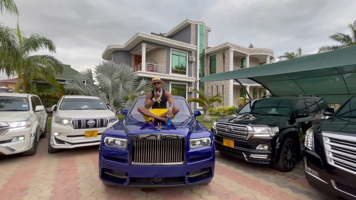 Diamond Platnumz Splashes Over Sh800 Million On A New Rolls Royce The Citizen