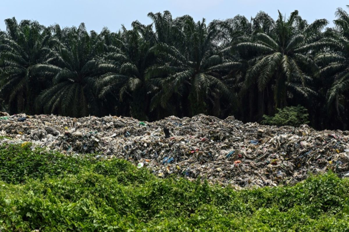 China plastic waste ban throws global recycling into chaos | The Citizen