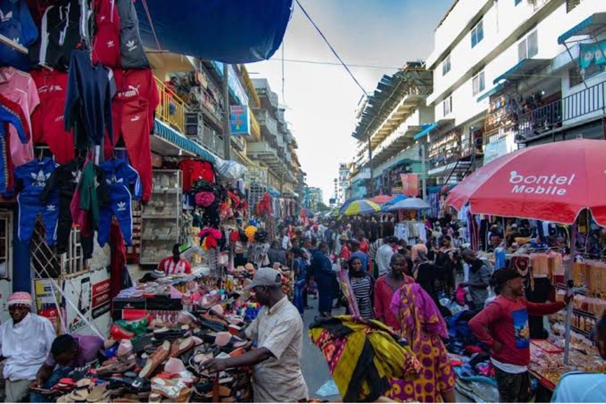 Why Chinese retail traders face resistance in Dar