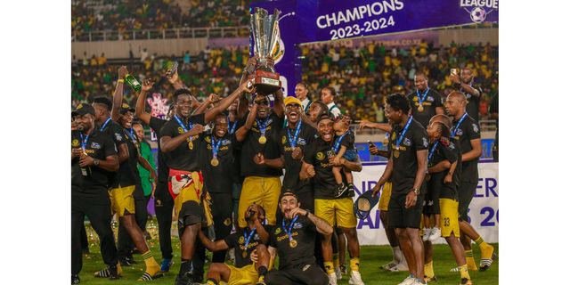 Celebrations as Yanga officially crowned the 2023/2024 Tanzania ...