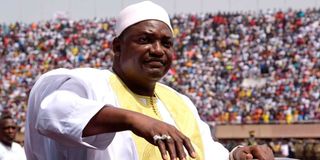  Adama Barrow.